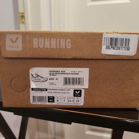 RICK OWENS x VEJA Performance Runner V-Knit - UNISEX - Picture 8 of 8